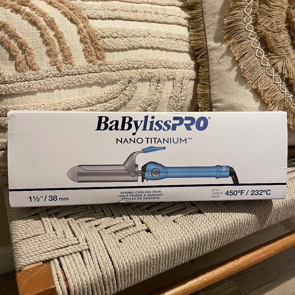 BaBylissPRO Nano Titanium 1.5” Curling Iron – Professional – 450°F